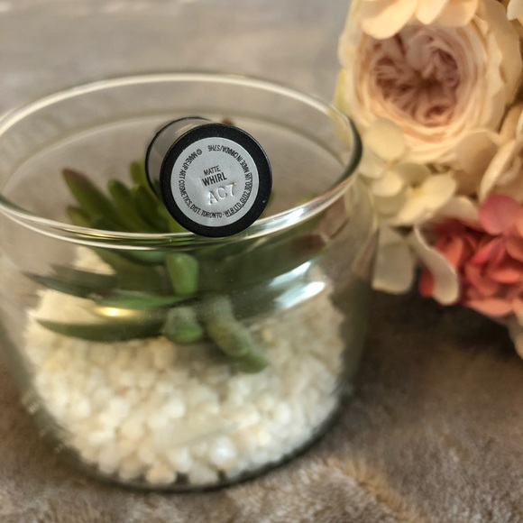 ⚡️FREE WITH BUNDLE⚡️ MAC Mini Lipstick in WHIRL 💄 - Picture 2 of 3